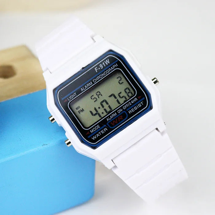 Montres numériques de sport Enfant Garçons Bracelet en silicone Filles Montre électronique Chronographe Alarme Étudiants mignons Horloge LED