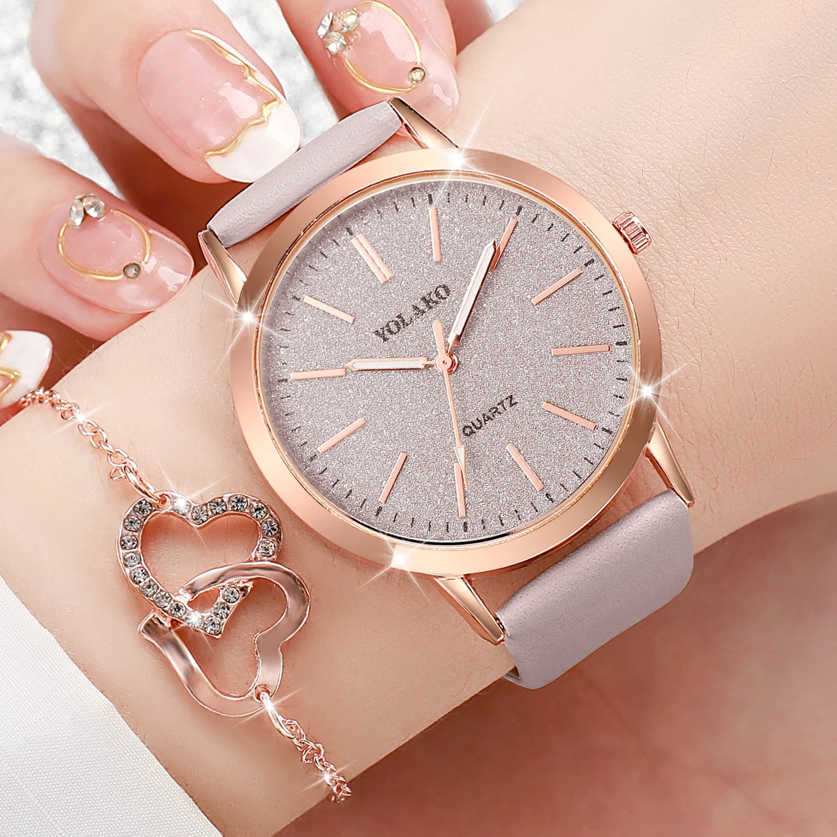 6pcs/set Montre à quartz à bracelet en cuir pour femmes et ensemble de bijoux de couleur or rose cœur amoureux