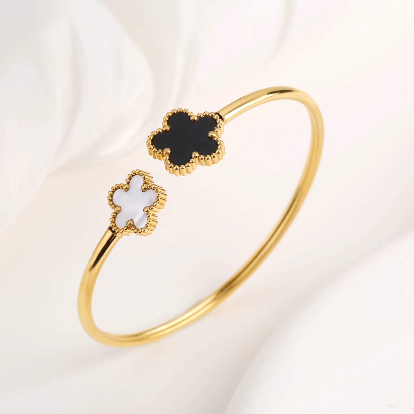 Simple en acier inoxydable coquille blanche cinq feuilles fleur bracelet classique trèfle poignet bijoux luxe pour femme fête bijoux cadeau