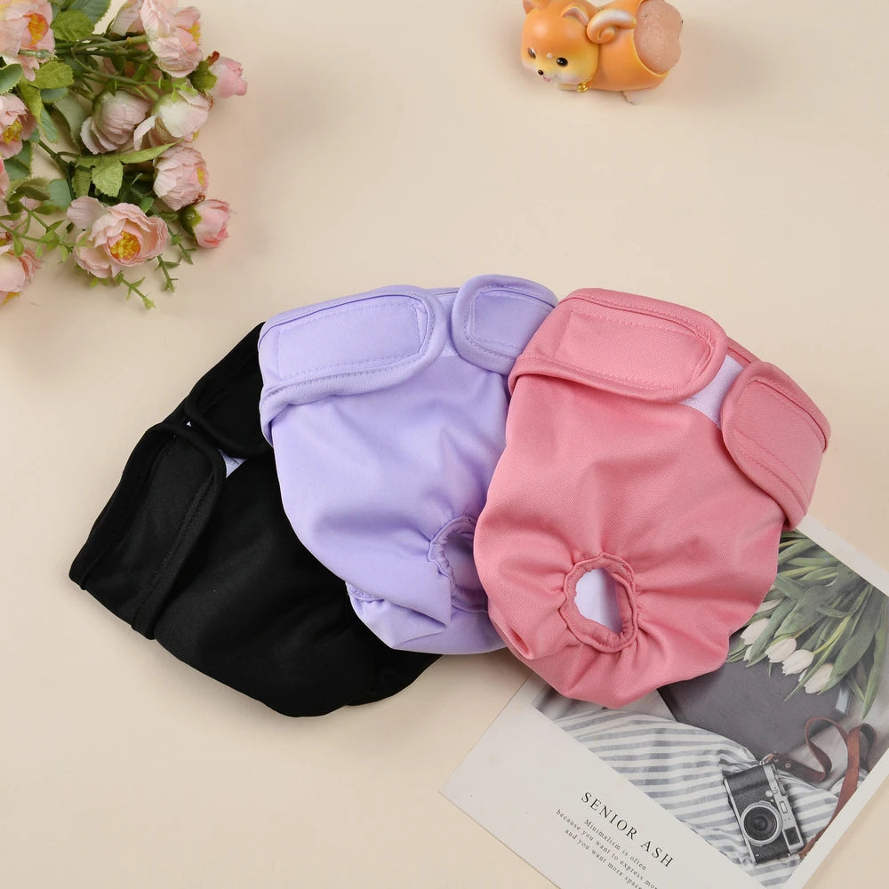 3pcs Couches pour chiens femelles lavables pour petits chiens moyens Pantalon physiologique réglable pour animaux de compagnie Ensembles de couches réutilisables étanches pour animaux de compagnie