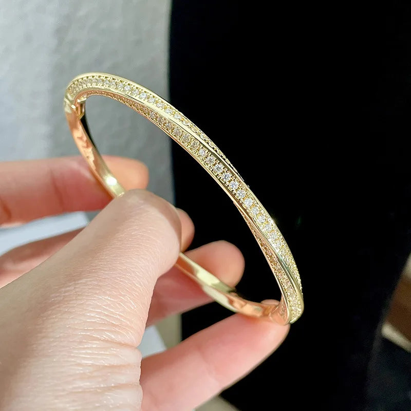 ZAKOL Simple Micro-incusté Cubic Zirconia Bangle pour Femmes Mode Géométrique CZ Bracelets Bijoux
