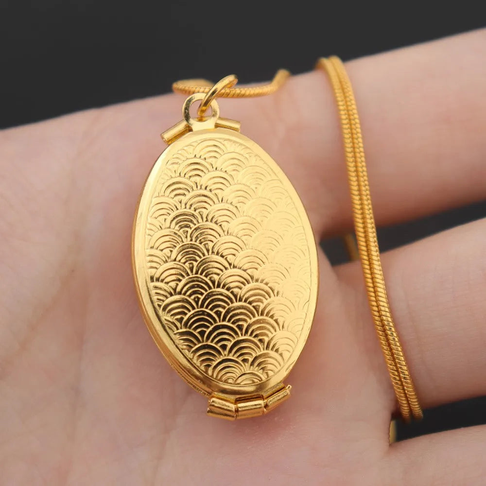 1 pièce de cadre photo islamique d’Allah Coran Collier pendentif pour hommes et femmes peut être placé Photo Mode Bijoux religieux Cadeau