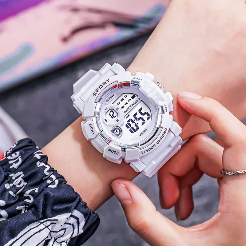 YIKAZE Mode Montres de sport Hommes Femmes Montre numérique Réveil lumineux étanche Montre-bracelet électronique pour enfants Enfants