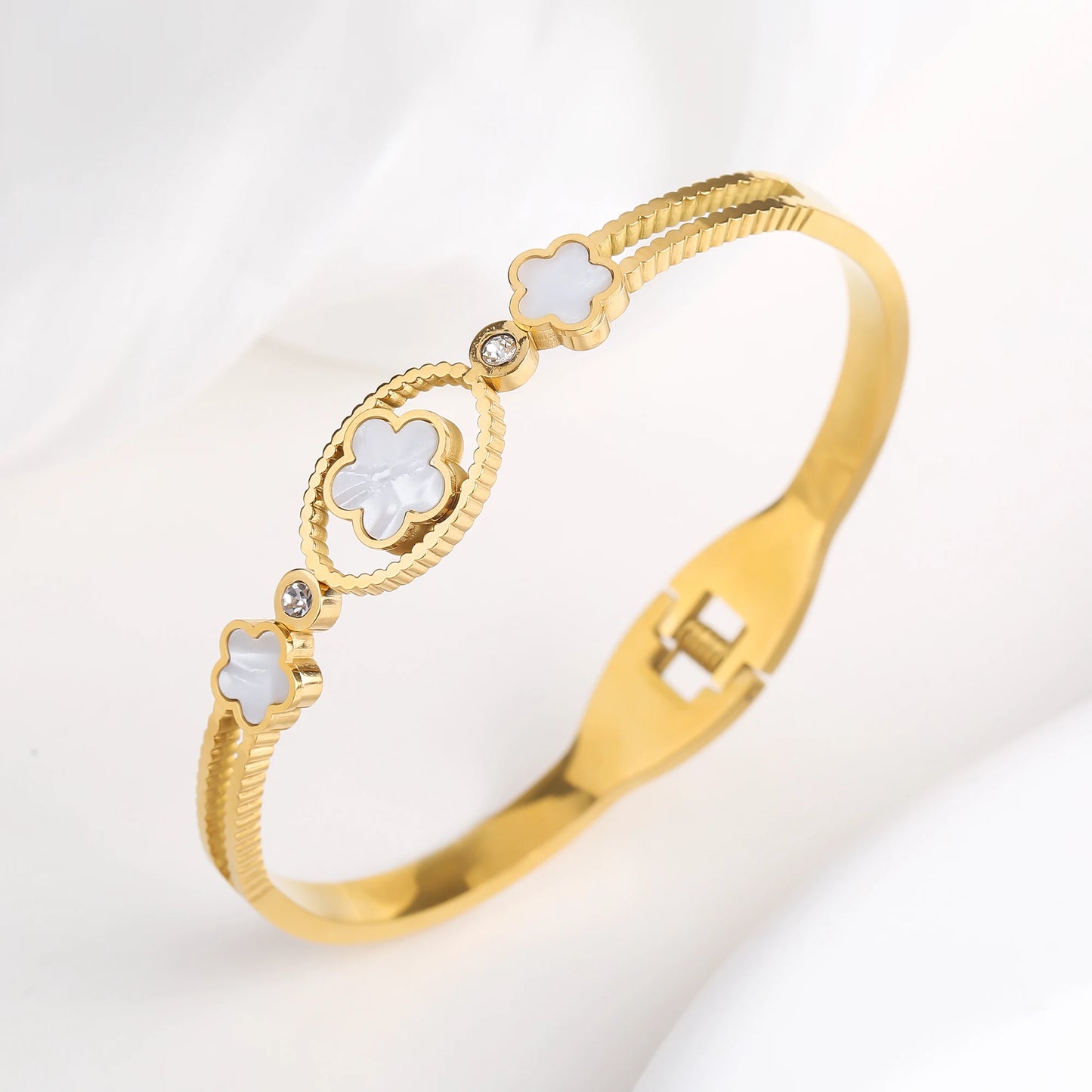 Simple en acier inoxydable coquille blanche cinq feuilles fleur bracelet classique trèfle poignet bijoux luxe pour femme fête bijoux cadeau