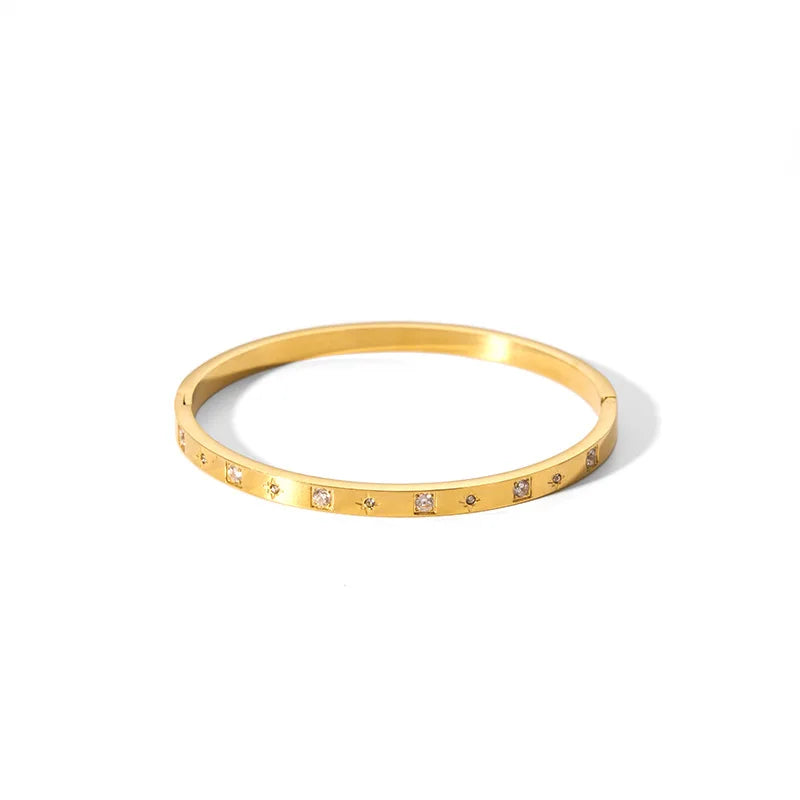 Nouveaux bracelets en zircone cubique imperméable Bracelets en acier inoxydable Bijoux sans ternissement pour les femmes Vente en gros d’usine Personnaliser
