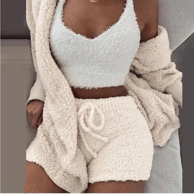 Ensemble de pyjamas moelleux pour femmes Vêtements de nuit décontractés Débardeur et shorts Grande taille Sweat à capuche Loisirs Homsuit Hiver 3 Pièces Pijamas