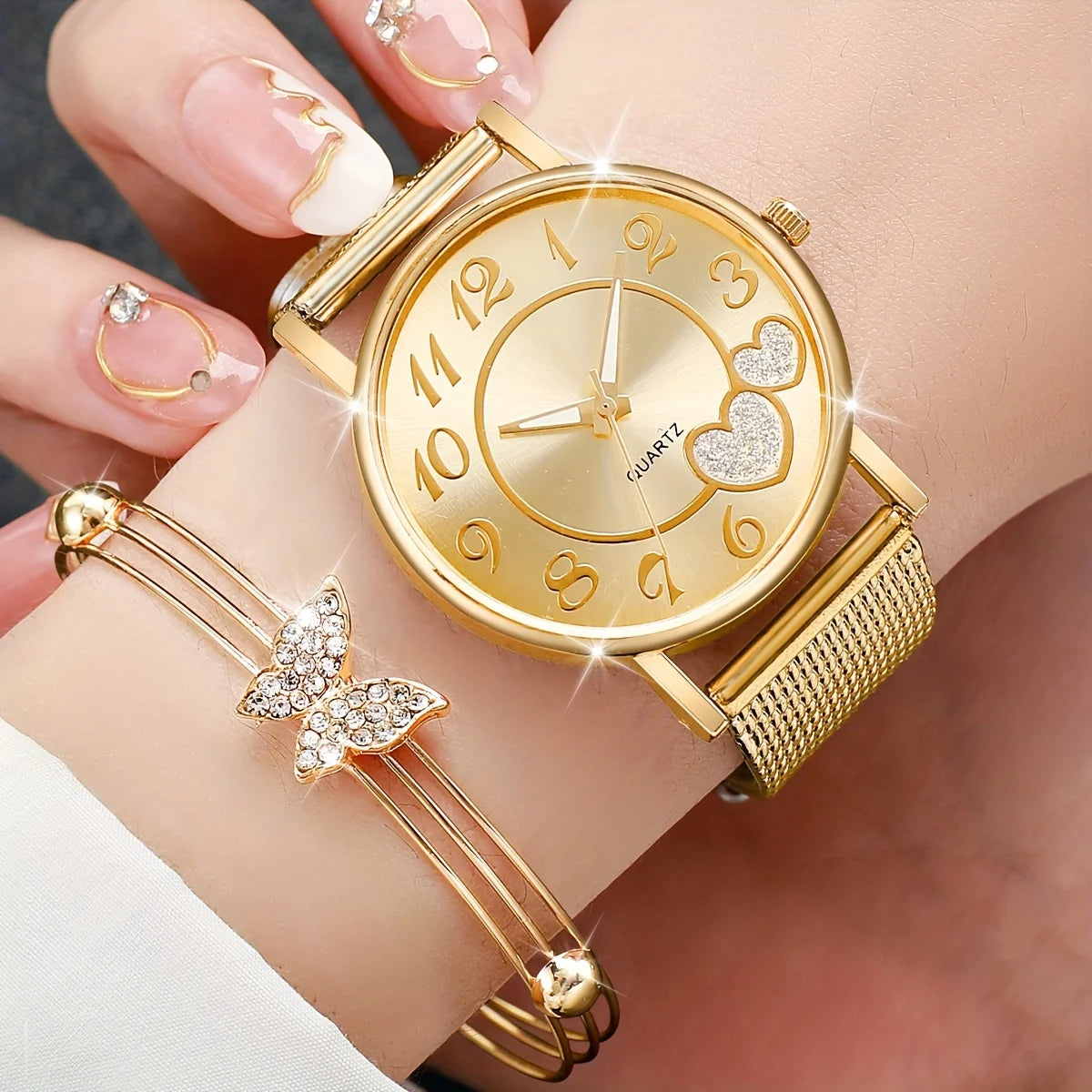 6PCS/coffret pour femme une montre une bague une paire de boucles d’oreilles un bracelet et une chaîne avec un pendentif