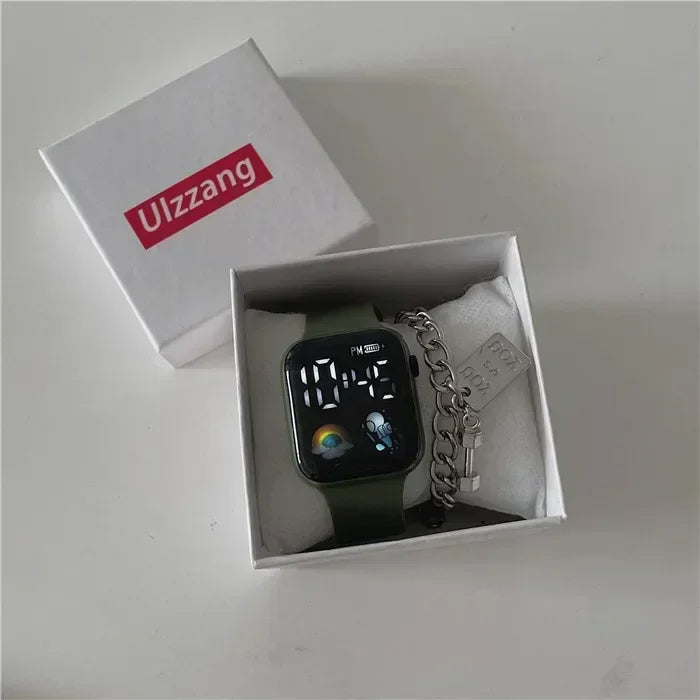 Nouvelles montres de sport LED Montre numérique pour hommes Femmes Montres-bracelets Casual Silicone