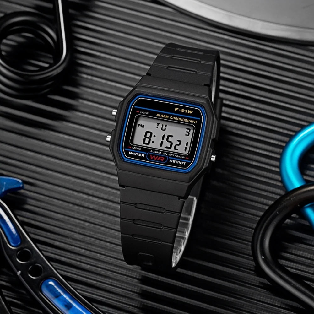 Montres numériques de sport Enfant Garçons Bracelet en silicone Filles Montre électronique Chronographe Alarme Étudiants mignons Horloge LED