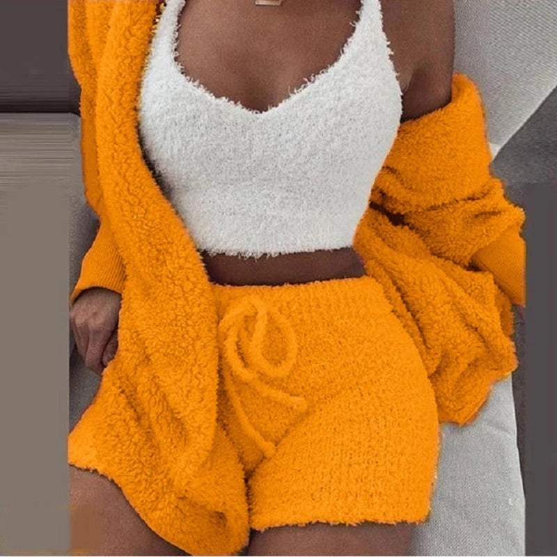 Ensemble de pyjamas moelleux pour femmes Vêtements de nuit décontractés Débardeur et shorts Grande taille Sweat à capuche Loisirs Homsuit Hiver 3 Pièces Pijamas