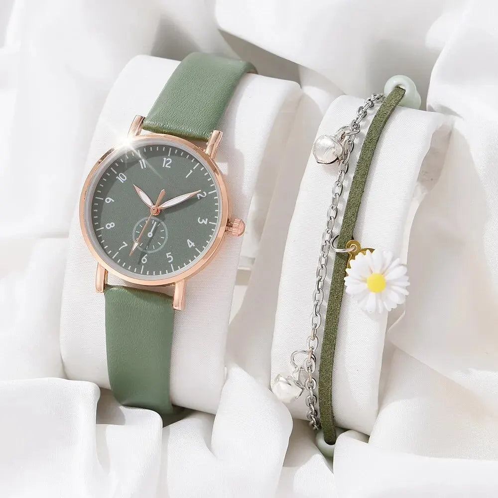 2025 Nouvelle montre pour femmes Robe romantique Bracelet Montre-bracelet Mode Dames Cuir Quartz Montre Horloge Femmes Montre Femme