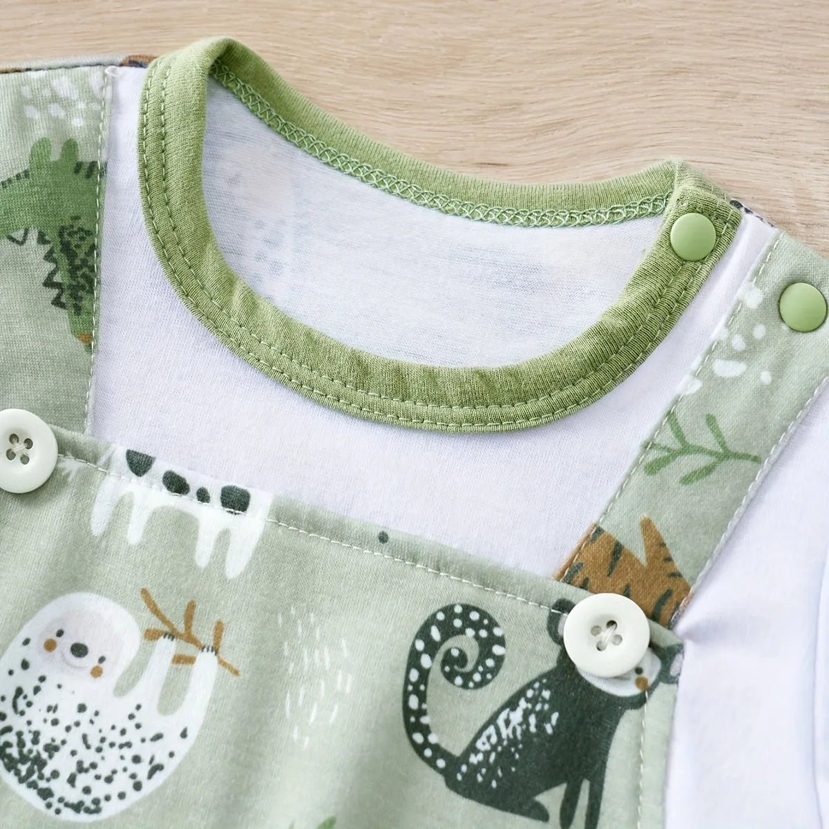IURNXB Adorable Baby Zoo Animal Print Romper pour garçon Nouveau-né Faux Body deux pièces avec manches courtes Vêtements de jeu décontractés