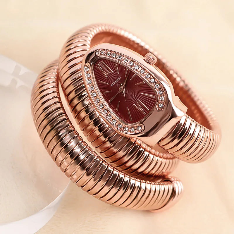 Bracelet unique en forme de serpent Design Beauté Montres-bracelets Différence Quartz Montre Femmes Imperméable Exquise AAA Montre pour Dames