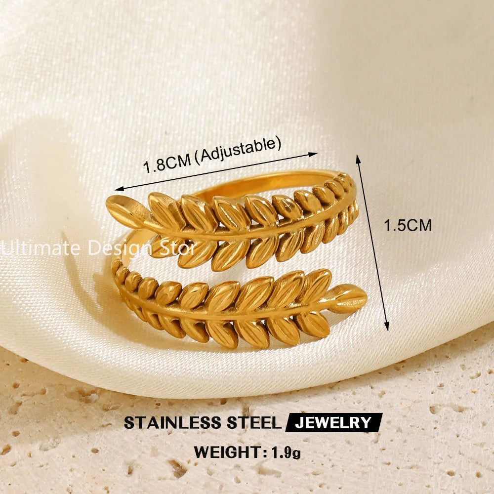 Bague cœur en acier inoxydable de couleur or Bague creuse en métal pour femmes Bijoux étanches Cadeau de petite amie Bijoux Femme Anillos